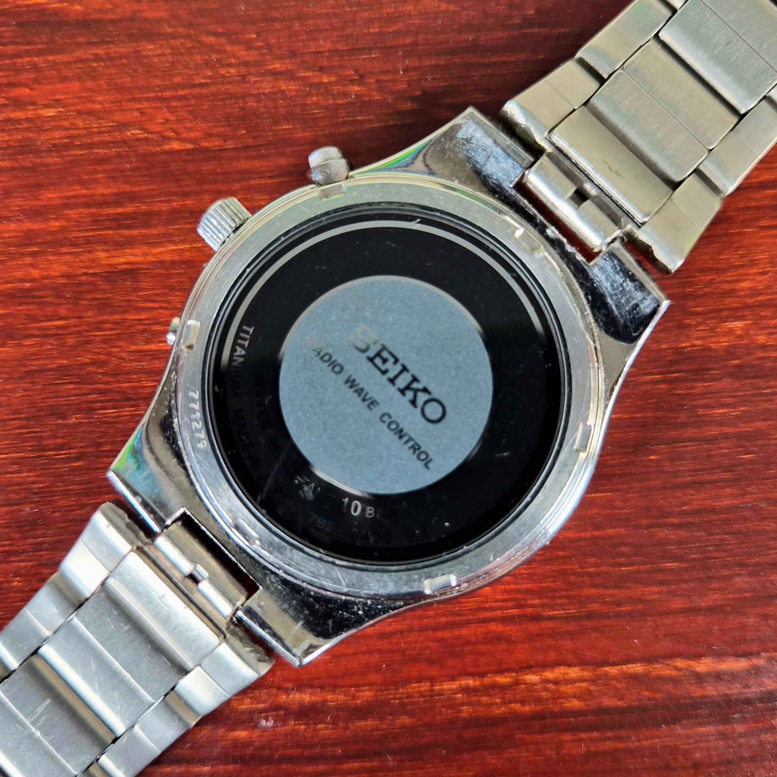 Seiko Solar Radio Titanium SBTM193