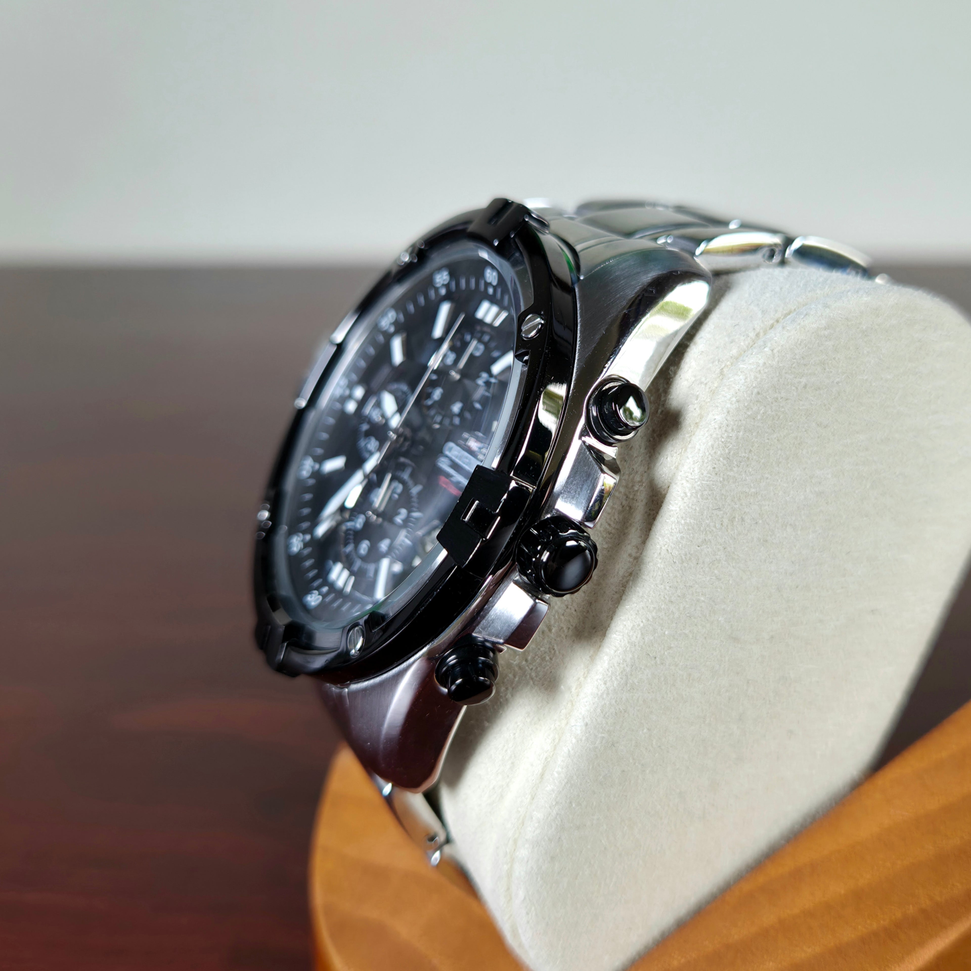 Orient Endeavor Chronograph Quartz