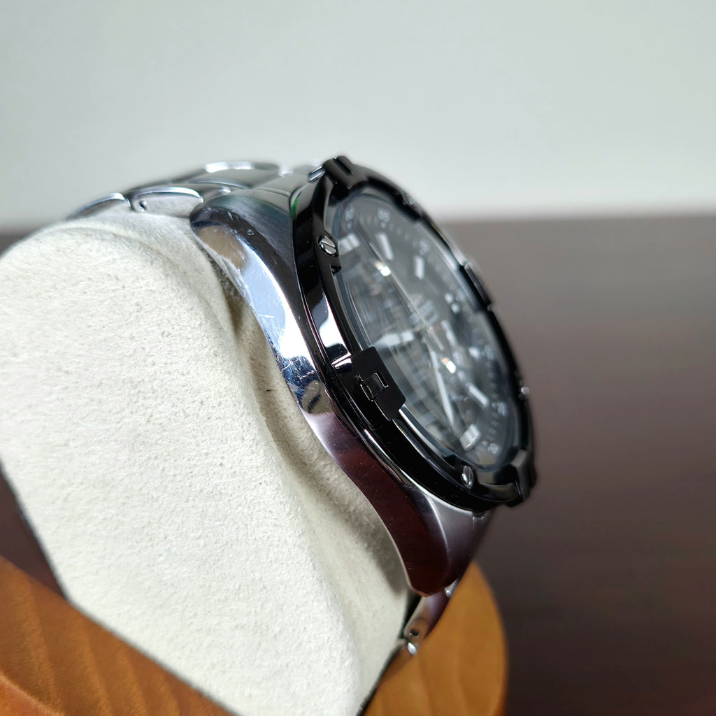 Orient Endeavor Chronograph Quartz