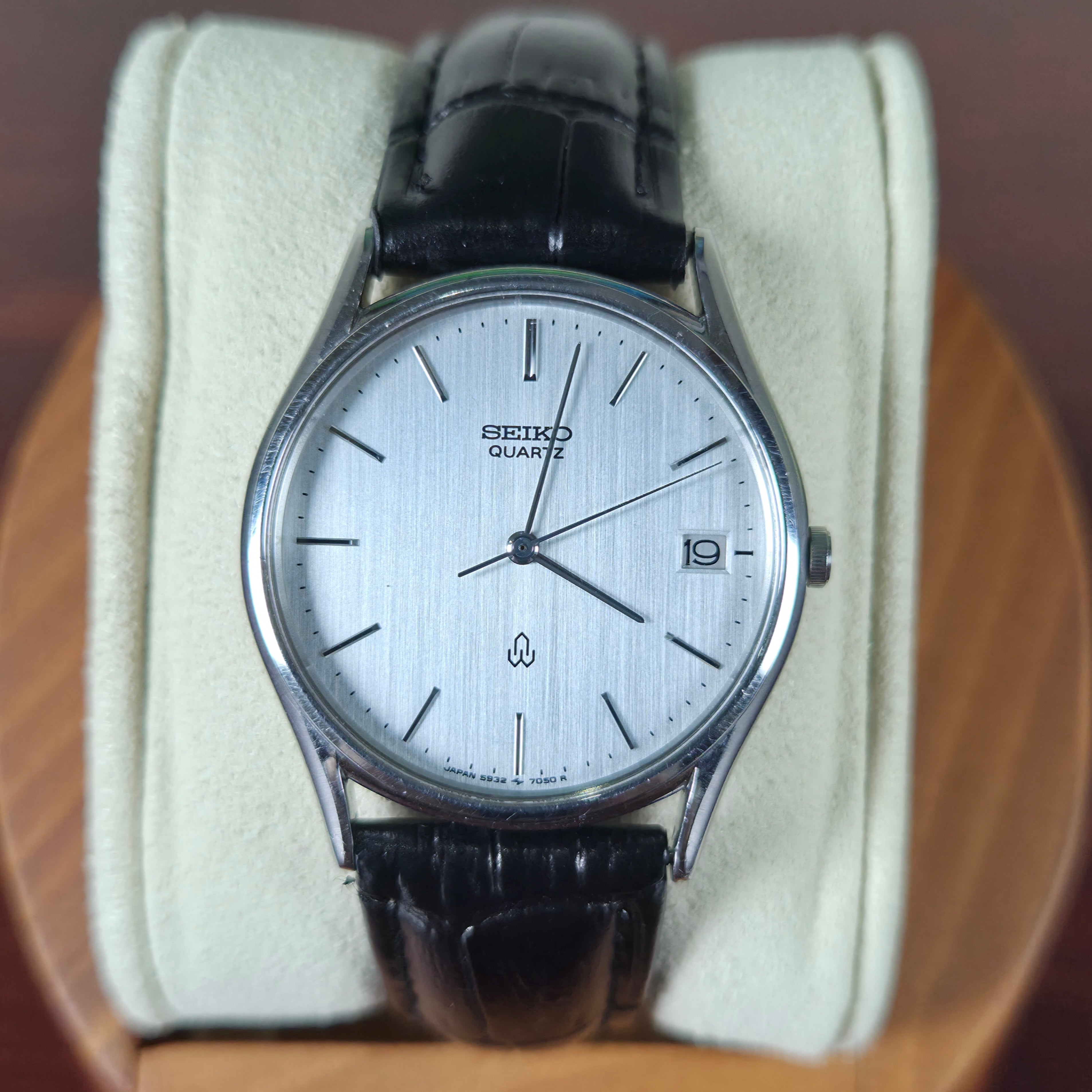 Seiko Quartz 5932-7030