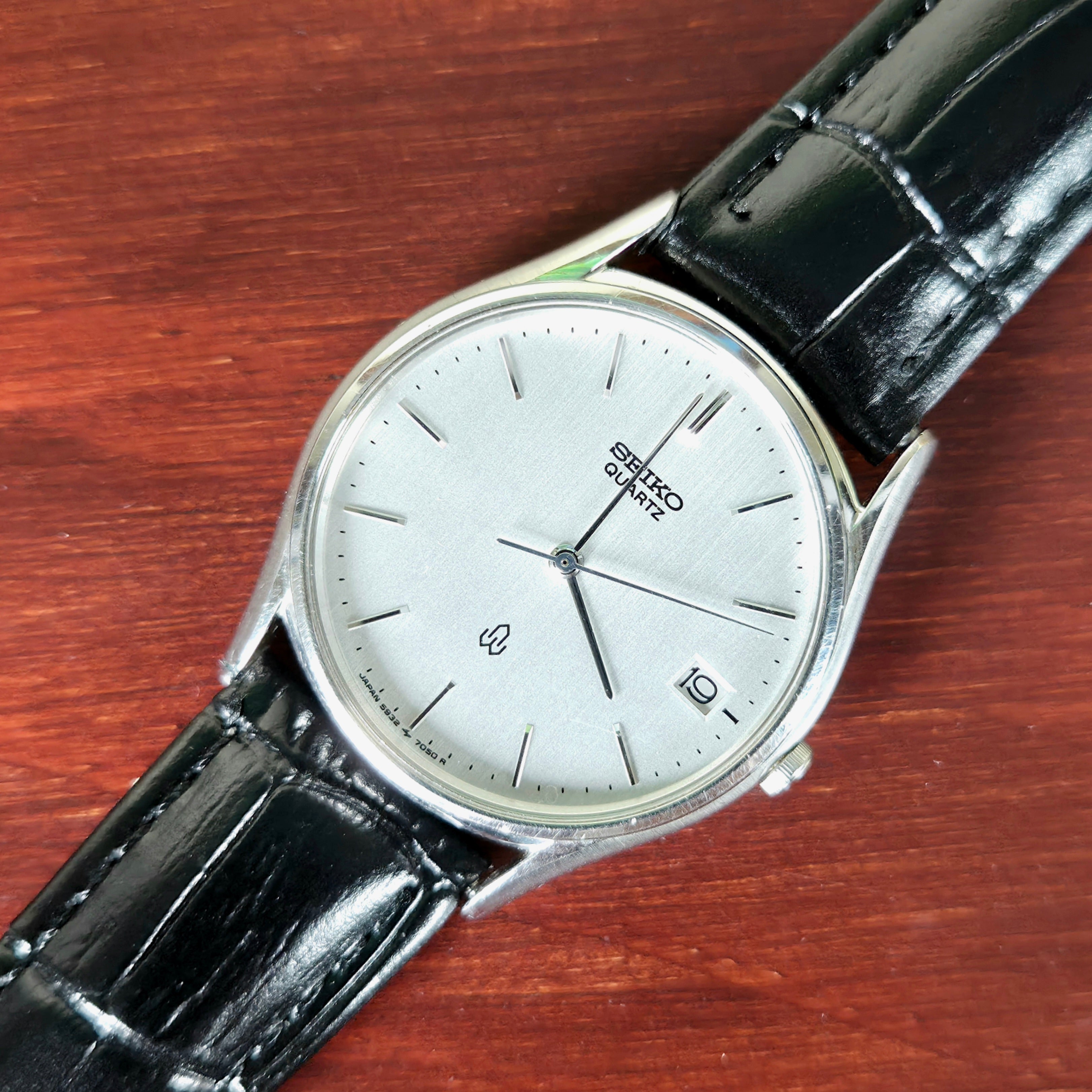 Seiko Quartz 5932-7030